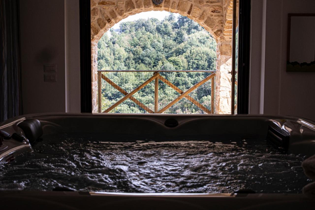 Villa Ermelinda - Piscina Privata E Jacuzzi Castelraimondo Luaran gambar